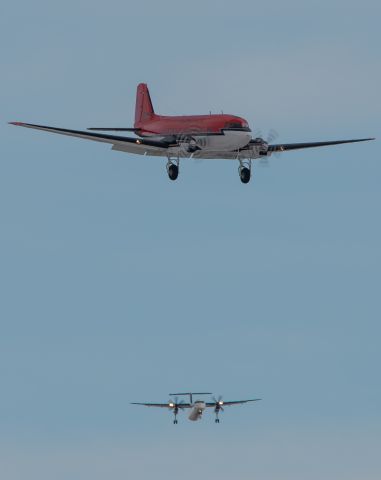 Douglas DC-3 (turbine) (C-FMKB)