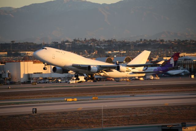 Boeing 747-400 (N742CK)