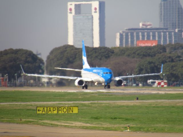 Boeing 737-800 (LV-FRK) - ON TAKE-OFF ROLL