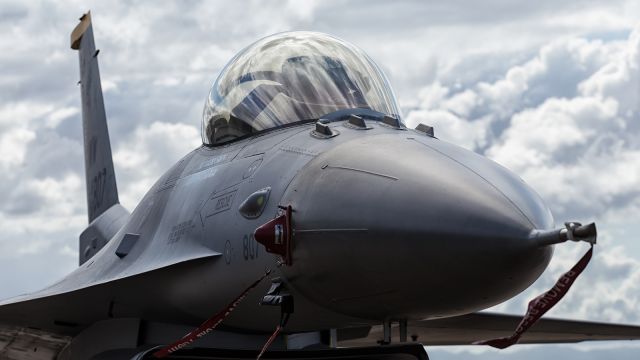 Lockheed F-16 Fighting Falcon (N807) - A cloudy day is not the end of the day when it comes to aviation photography!