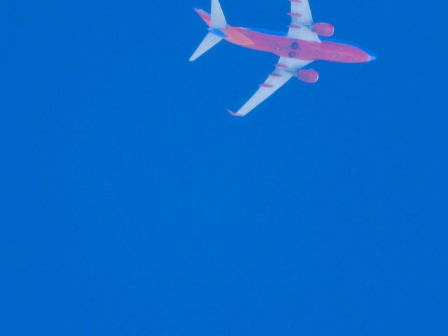 Boeing 737-700 (N738CB)