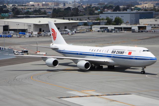 BOEING 747-8 (B-2486)