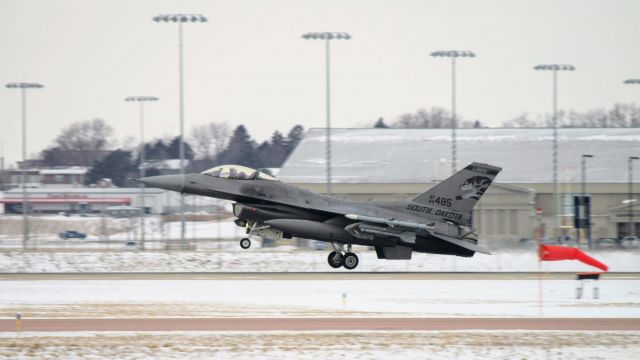 Lockheed F-16 Fighting Falcon (88485) - #88-485 (F-16C Block 40)br /South Dakota Air National Guard 114th Fighter Wing / 175th Fighter Squadron