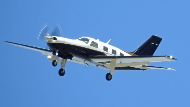 Piper Malibu Mirage (N37BE)