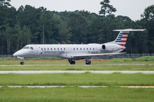 Embraer ERJ-145 (N933JN)