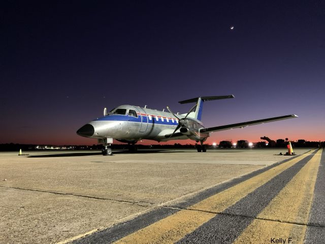 Embraer EMB-120 Brasilia (N561SW) - February evening in Shreveport, LA. 2020. 