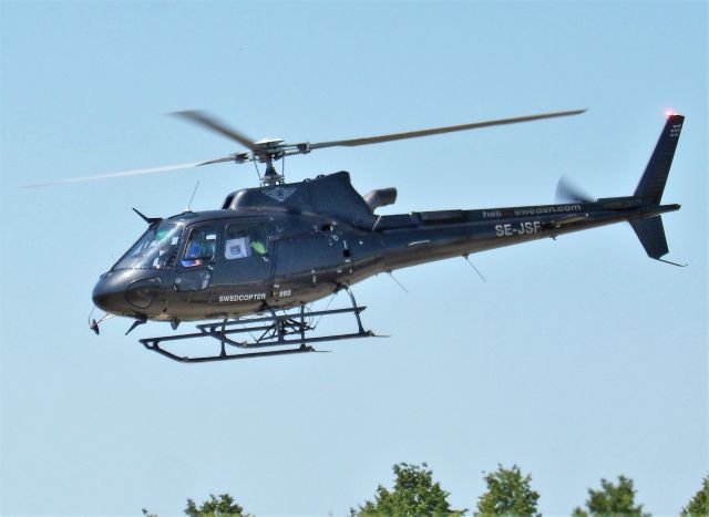 Eurocopter AS-350 AStar (SE-JSF)