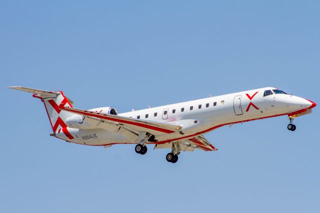 Embraer 175 (N264JX)