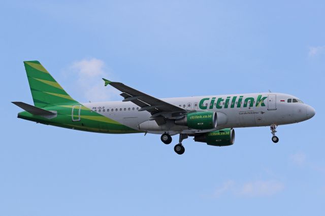Airbus A320 (PK-GLO)