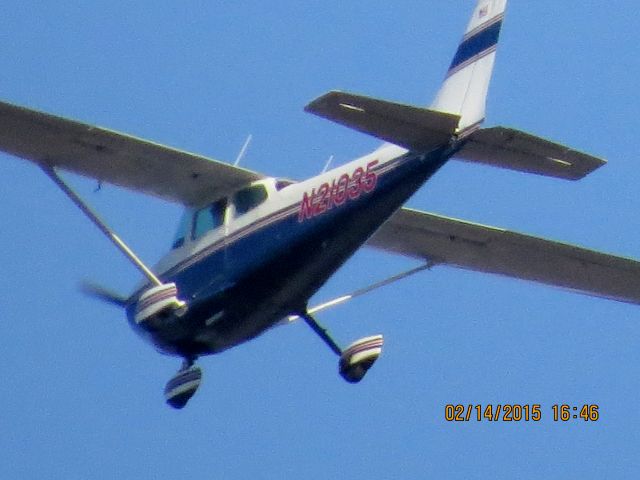 Cessna Skyhawk (N21035)