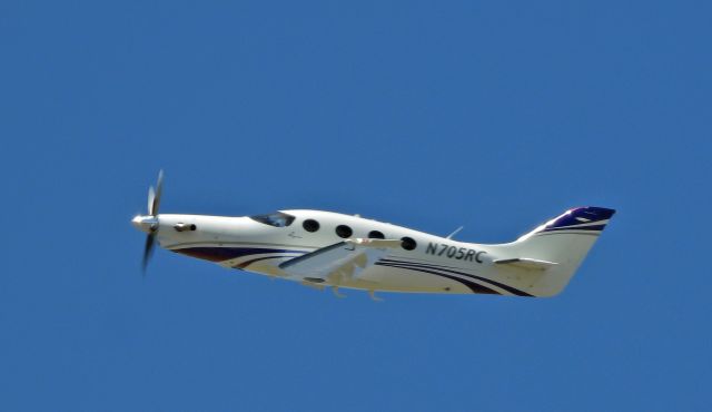 Epic Aircraft LT (N705RC) - Departing 27 from Carson City.