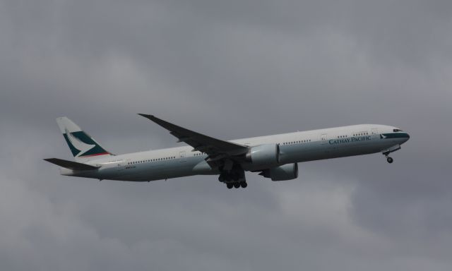 BOEING 777-300ER (B-KPD)