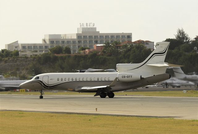 Dassault Falcon 7X (CS-DTT)