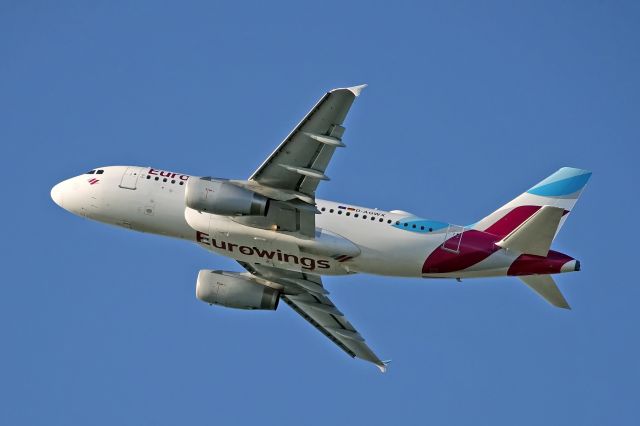 D-AGWX — - short after  take off at DUS /EDDL, 07. feb.2020 