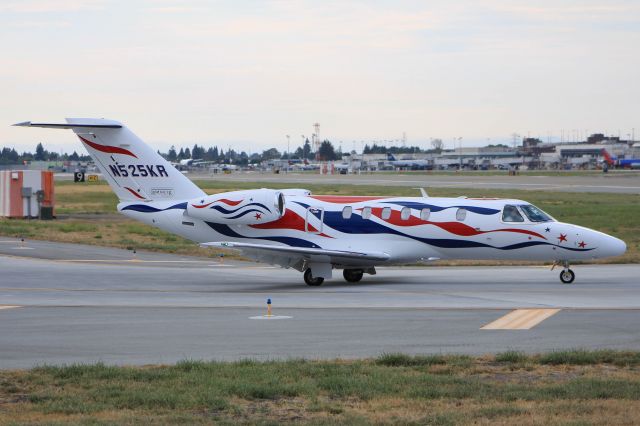 Cessna Citation CJ4 (N525KR)