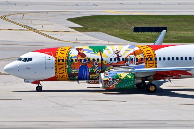 Boeing 737-700 (N945WN) - "Florida One"