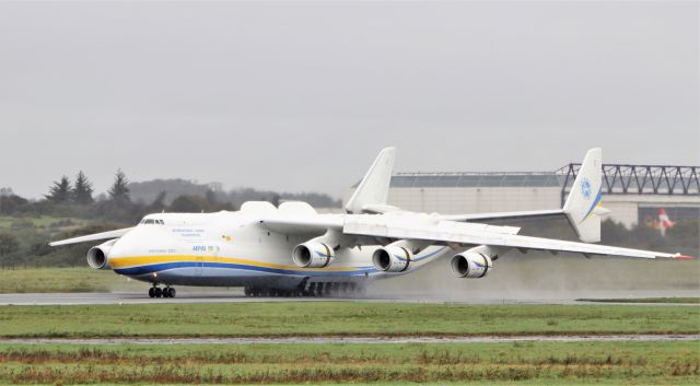 Antonov An-225 Mriya (UR-82060) - antonov an-225 mriya landing at shannon from almaty 27/10/21.