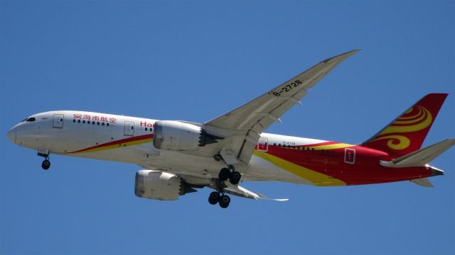 Boeing 787-8 (B-2728) - B-2728 Hainan Airlines Boeing 787-8 Dreamliner - cn 34938 / ln 73br /First Flight * Oct 2012br /Age 2.7 Yearsbr /2015-06-21 HU7989 Beijing (PEK) San Jose (SJC) 14:57-->Landed 11:28