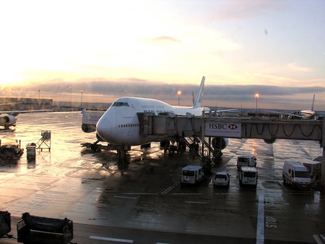 Boeing 747-200 —