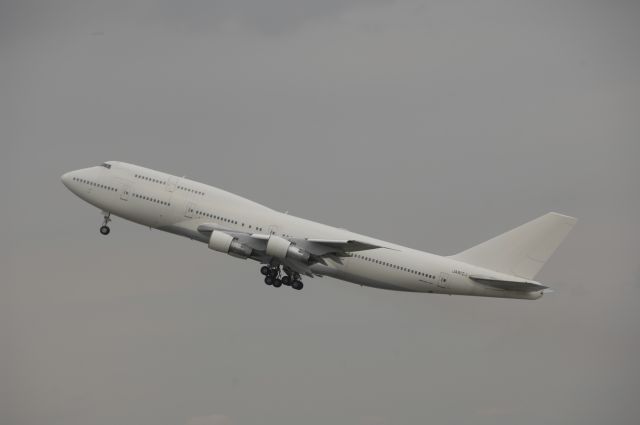 BOEING 747-300 (JA812J) - Departure at Haneda Intl Airport 34R on 2009/10/10 No Title exJAL