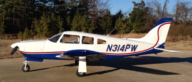 Piper Cherokee Arrow (N314PW)