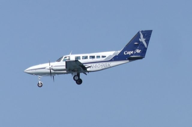 Cessna 402 (N409BK)