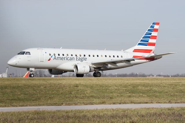 Embraer 170/175 (N745JB) - Envoy. Taxiing 12-14-24