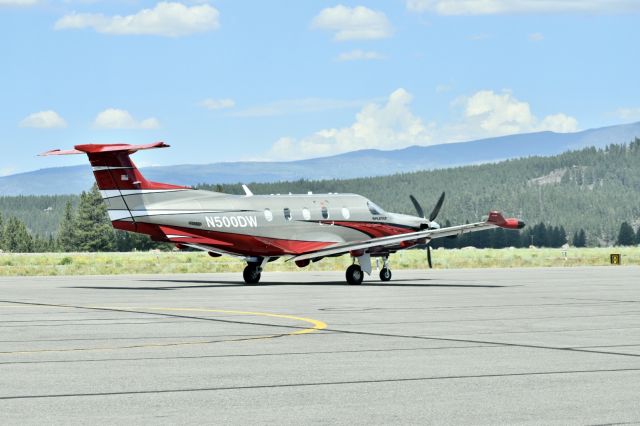 Pilatus PC-12 (N500DW)