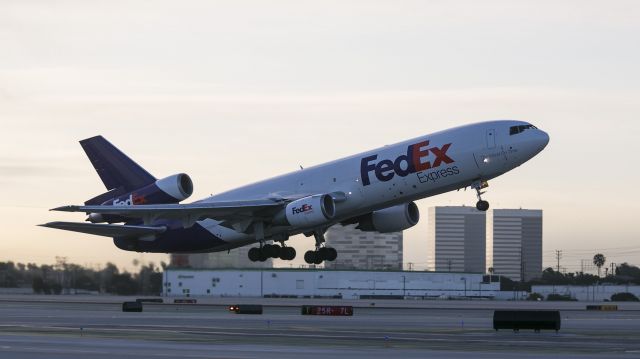 McDonnell Douglas DC-10 (N315FE) - Morning take off from Los Angeles, California USA