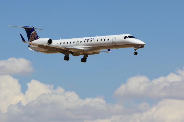 Embraer ERJ-145 (N12145)