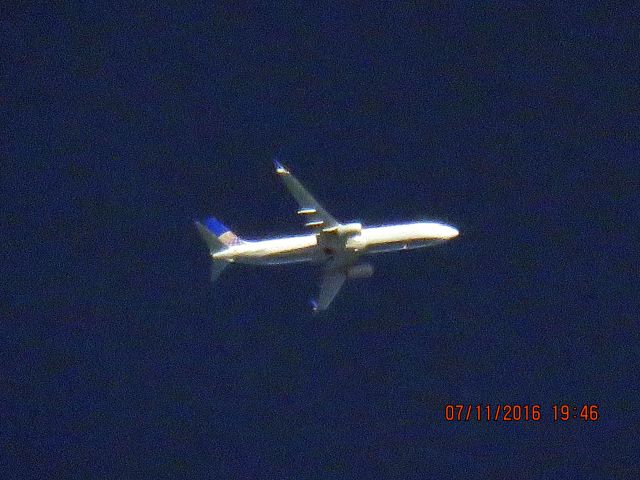 Boeing 737-900 (N69888)