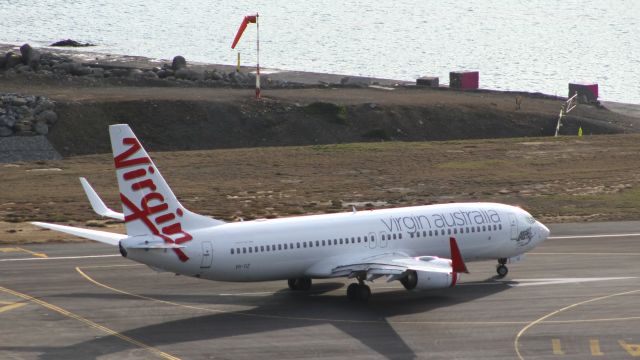 Boeing 737-800 (VH-YIZ)