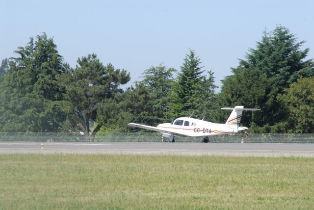 Piper Cherokee (EC-DTA) - Landing On 06-06.2021