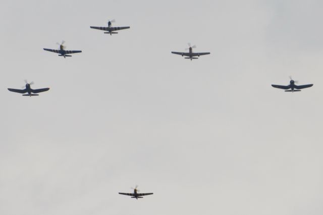 North American P-51 Mustang — - 4 P-51 Mustangs & 2 F-4U Corsairs 11/9/13