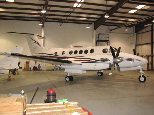 Beechcraft Super King Air 200 (N467BC)