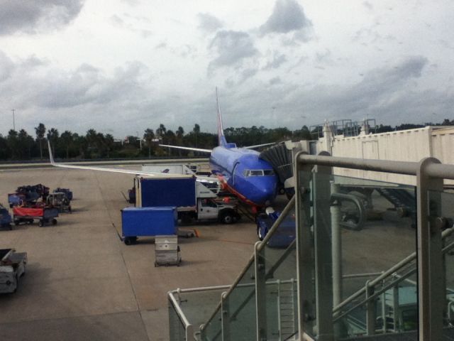 Boeing 737-700 — - Southwest B737 @ Orlando International Airport 