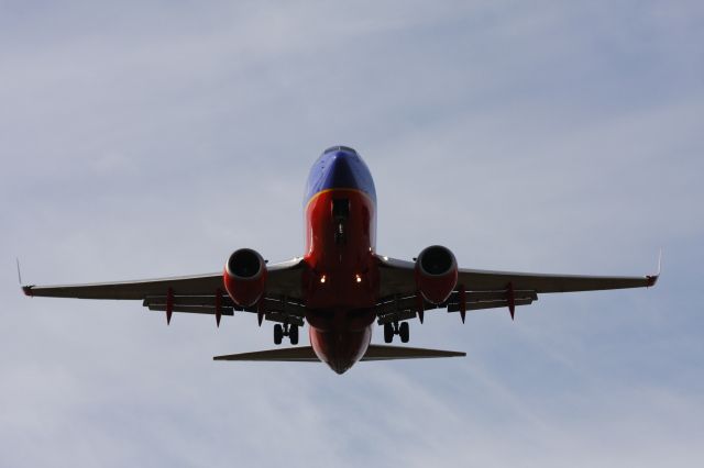 Boeing 737-700 — - A Southwest Airlines 737 landing at Sacramento International Airport around 6:00 PM on June 2, 2011.