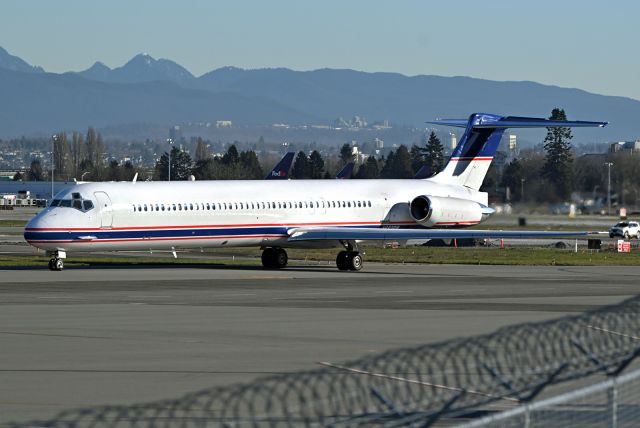 McDonnell Douglas MD-81 (N682RW)