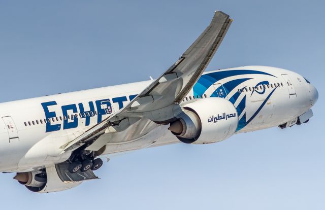 BOEING 777-300ER (SU-GDR) - Egyptair roars off runway 06L and heads for home