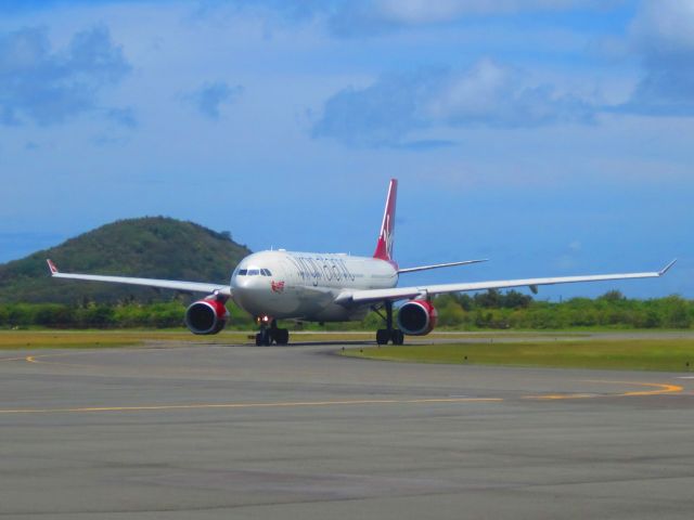 Airbus A330-300 (G-VWAG)