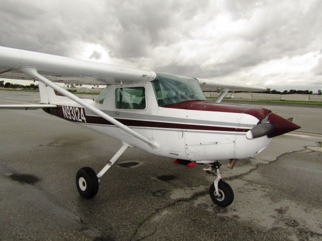 Cessna 152 (N93124) - On the ramp