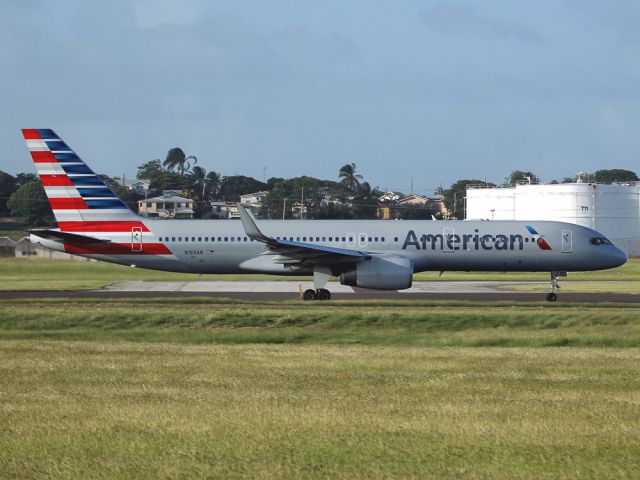 Boeing 757-200 (N189AN)