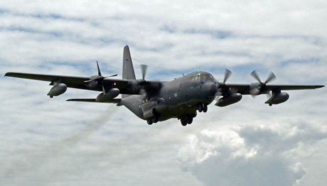 Lockheed C-130 Hercules (62-1863) - USAF HC-130P callsign "reach****" on short finals at EINN after declaring an emergency with one engine shut down  apologies for the poor pic quality!