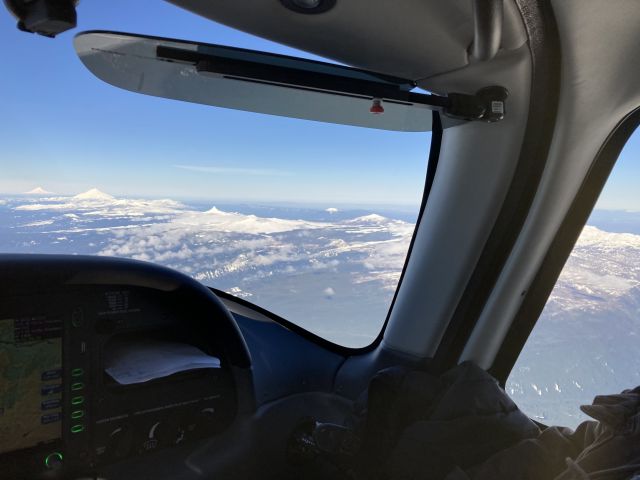 Cirrus SR-22 (N653KC)