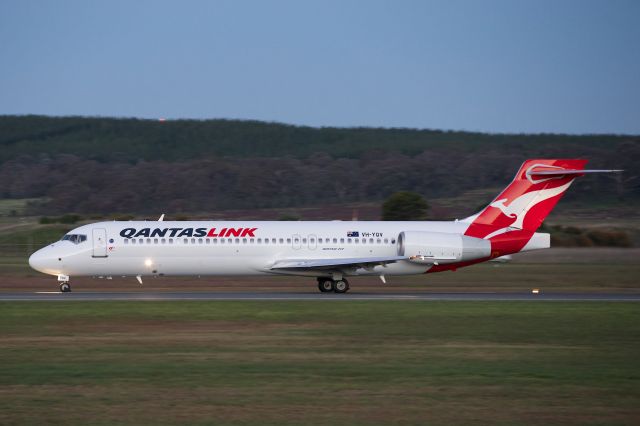 Boeing 717-200 (VH-YQV)