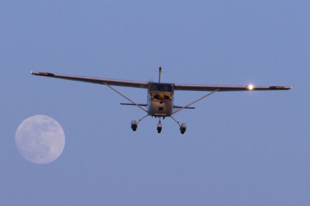 Cessna 175 Skylark (N7688M) - Evening Approach at KCCB