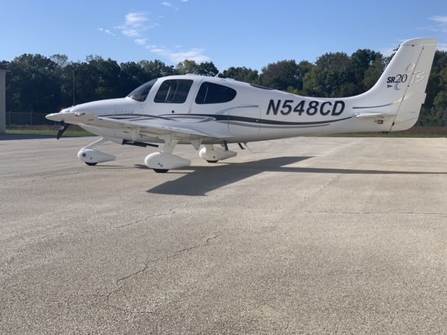 Cirrus SR-20 (N548CD)
