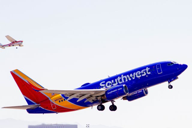 Boeing 737-700 (N407WN)
