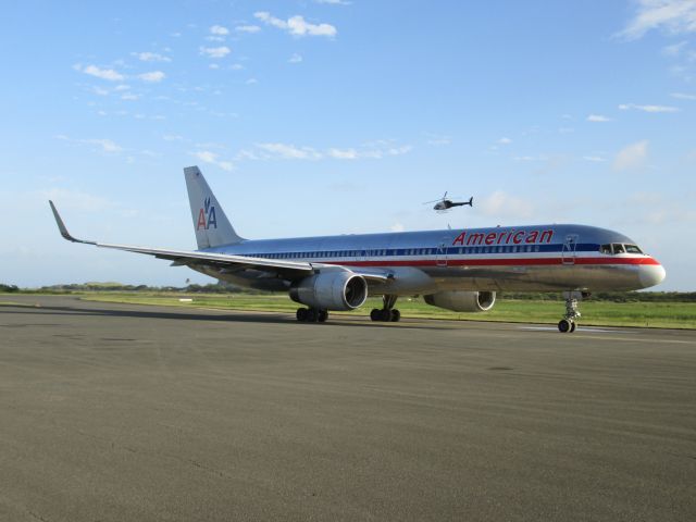 Boeing 757-200 (N662AA)