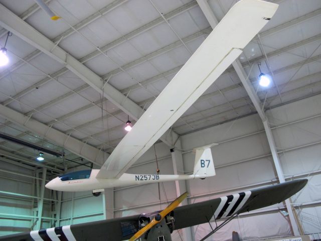 Mitsubishi MU-300 Diamond (N257JB) - At the Lexington Air Museum.